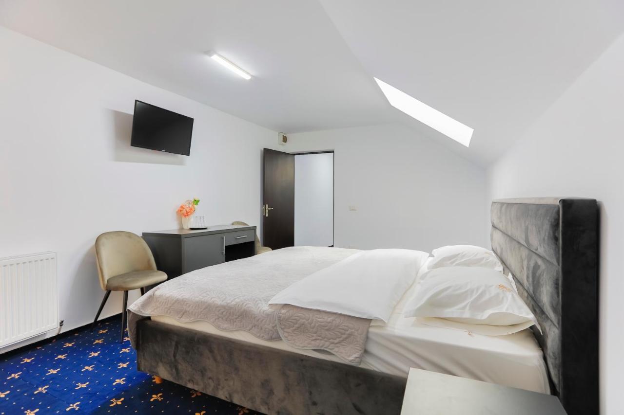 One-Bedroom Apartment with Spa Bath