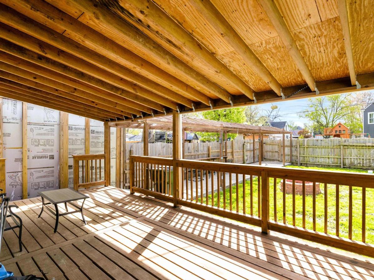 8 Mi Louisville New Albany Home - B&B New Albany