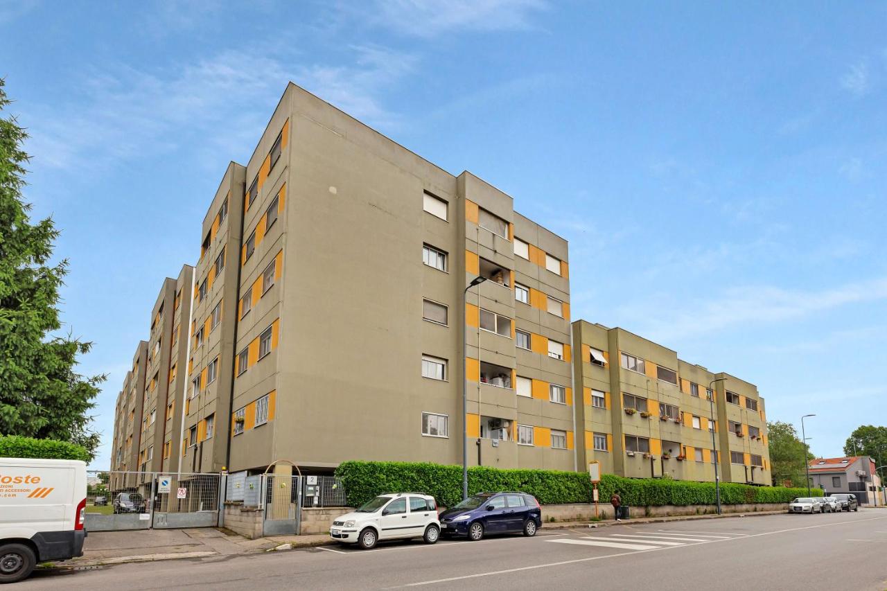 Togni Pop - San Siro Stay - Chambres d’hôtes Milan