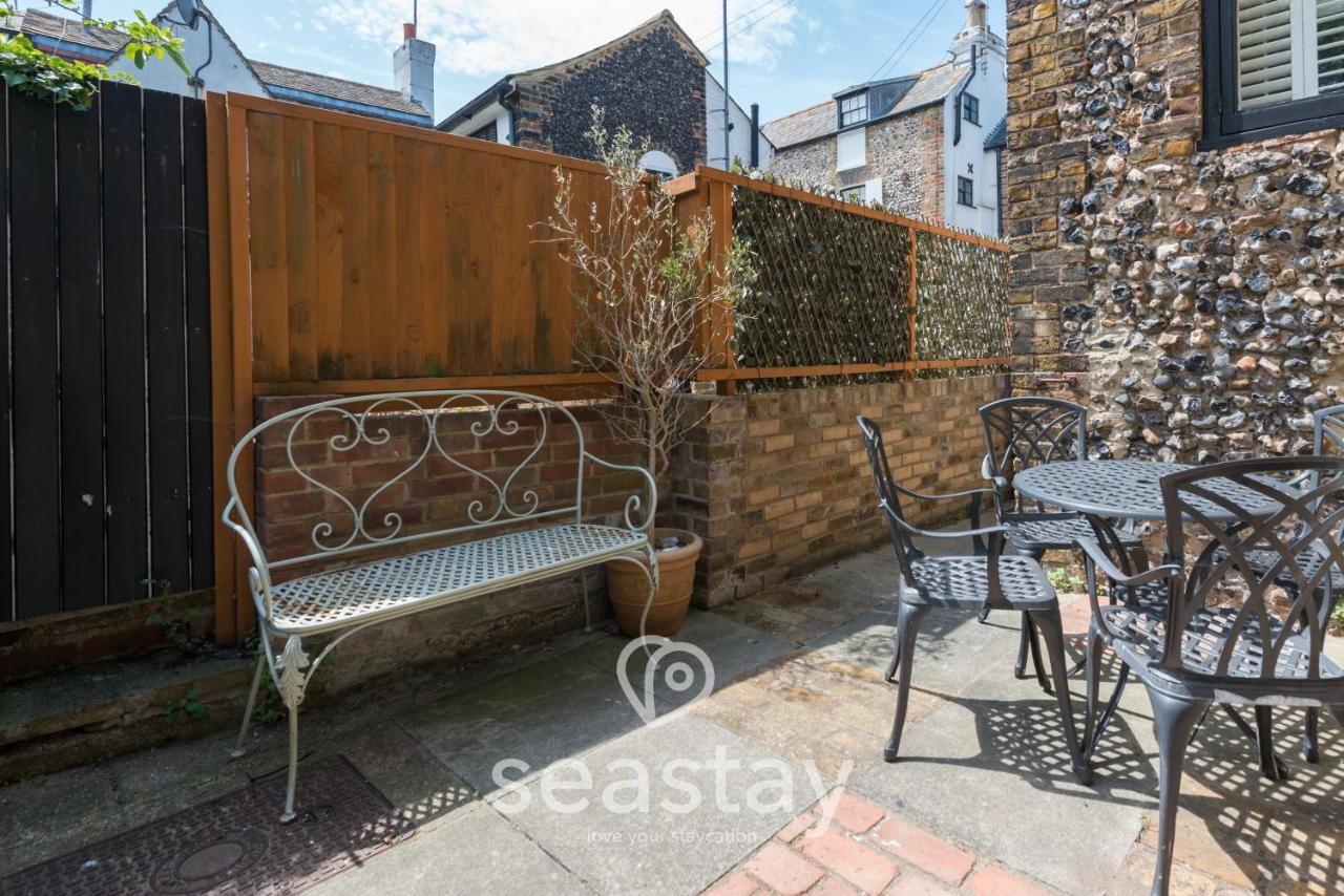 Starfish Cottage By The Beach - B&B Kent