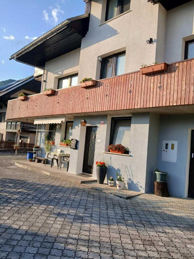 Apartment Katrin - Chambres d’hôtes Žirovnica