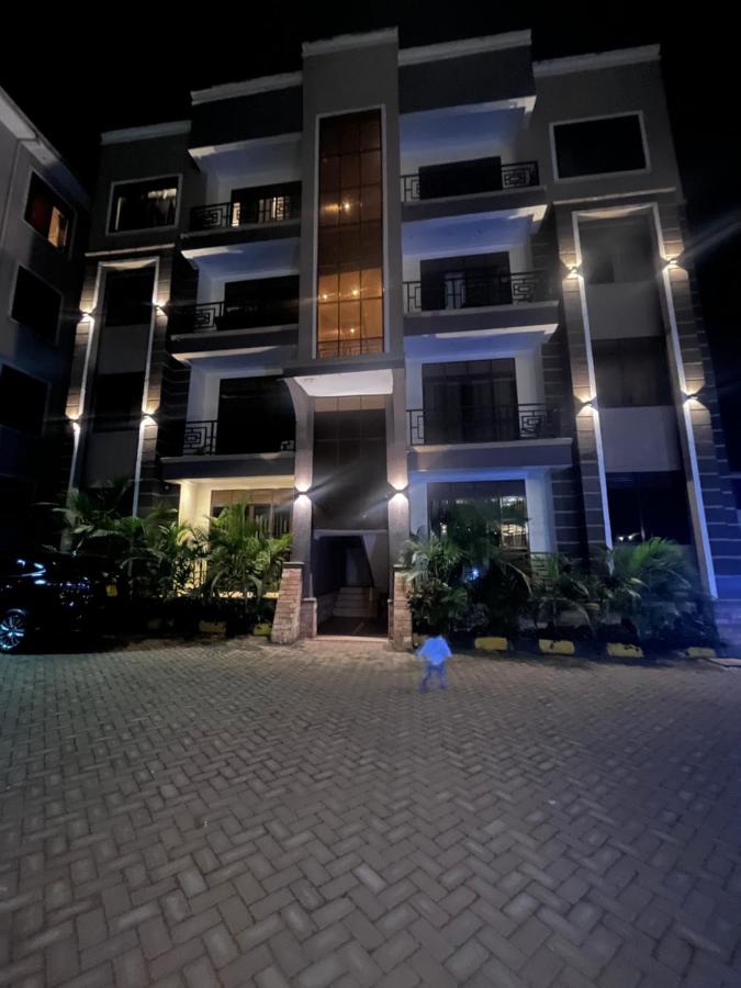 Reto Luxury Homes 1 bedroom Apartment - Ferienwohnung Kampala