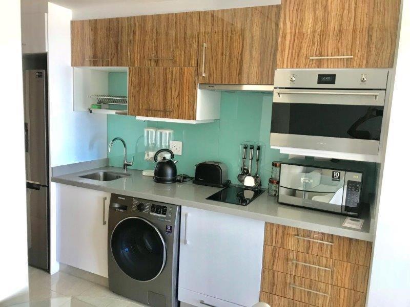 Pearls of Umhlanga Self Catering Studio Apartment - B&B Durban