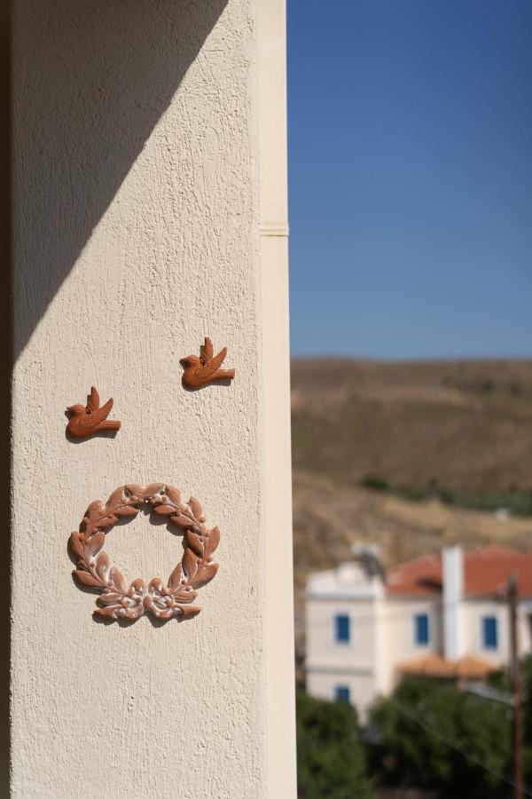 Sea View Apartment Central Sigri Near Beach - B&B Sígrion