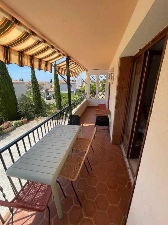 Appartement T3 proche centre et Renécros-Garage - B&B Bandol