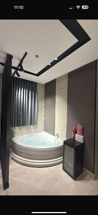 استيديو جاكوزي قريب من البحر - Ferienwohnung Khobar