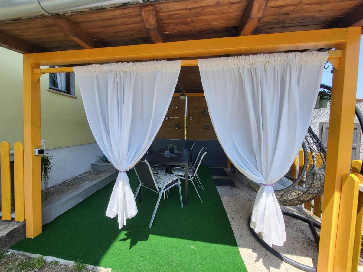 Apartment LANA - B&B