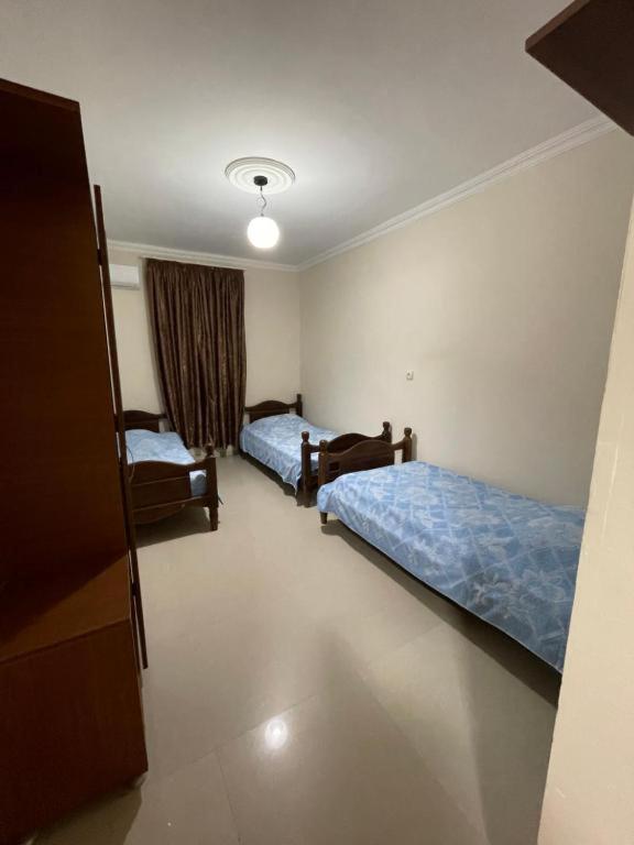 Driepersoonskamer met Eigen Badkamer