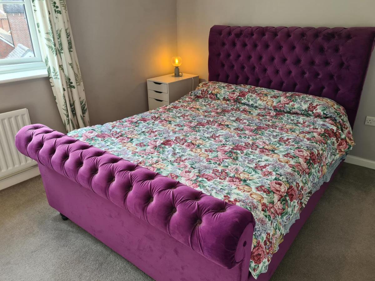 High Standard Double-room near Gatwick Airport - B&B Horley