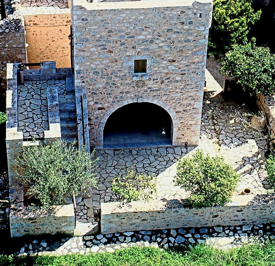 Mani Fort Charabos - B&B Ayía Kiriakí