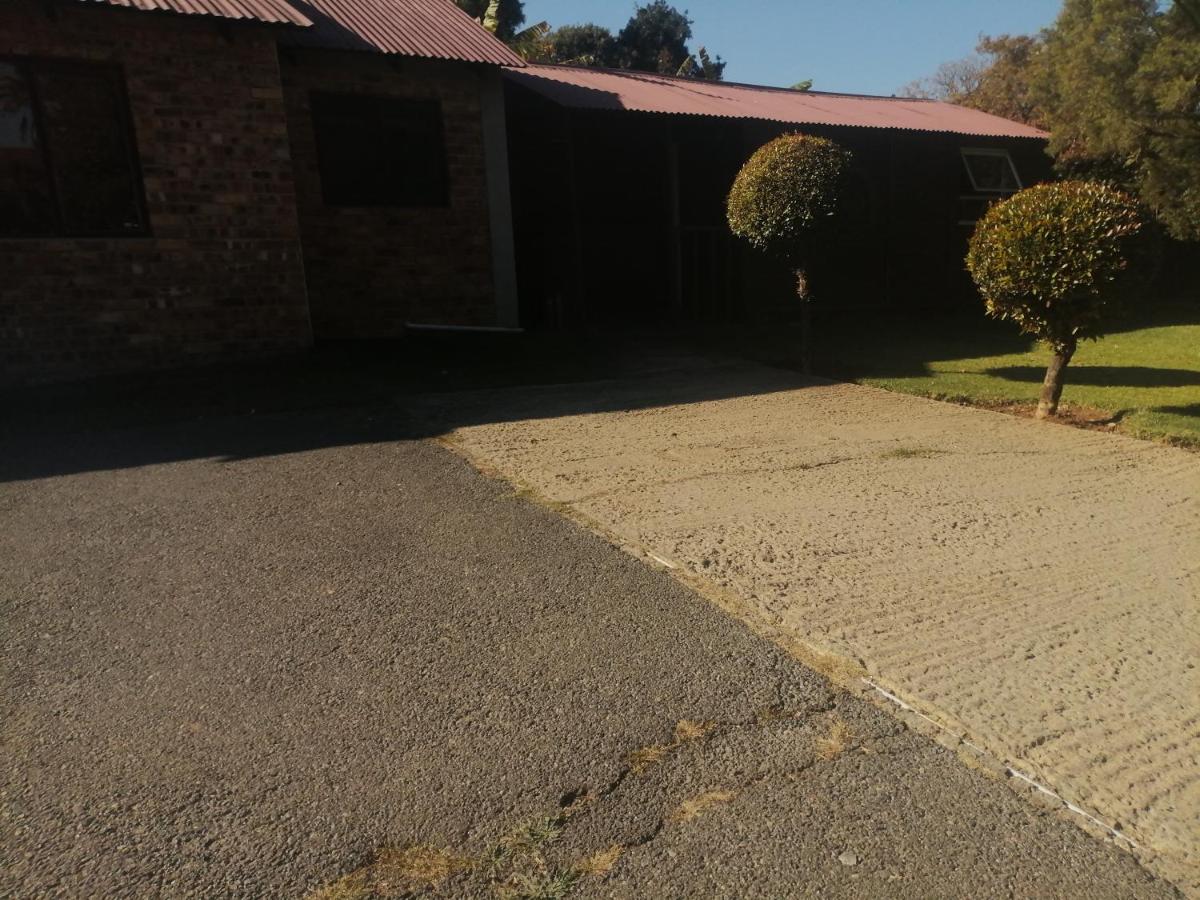 Aero Ensuites- OR Tambo - Ferienwohnung Kempton Park