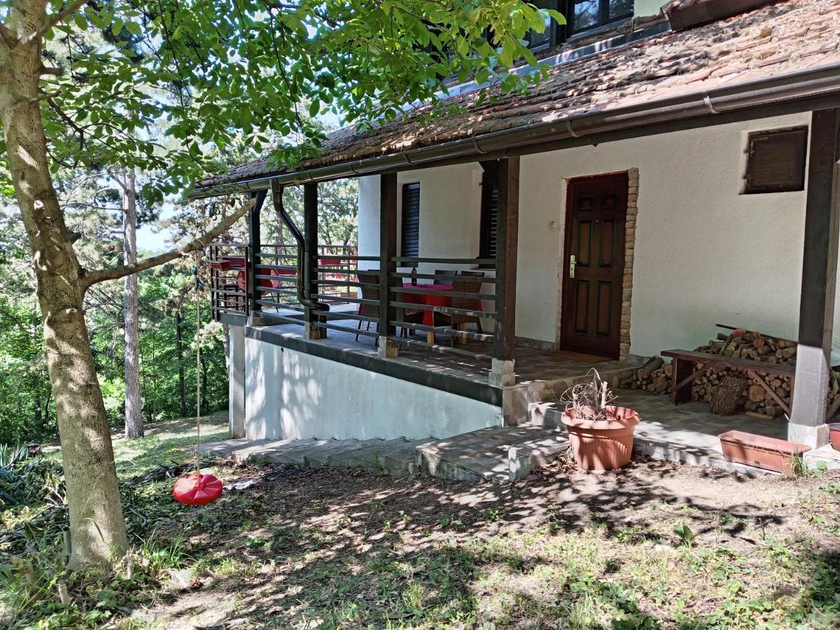Kosmajski Mir - B&B Nemenikuće