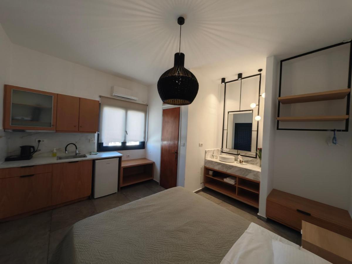 Monolocale con Balcone e Vista Mare (2 Adulti)
