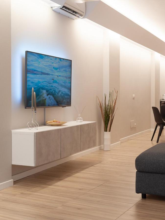 Rimini Centro Loft Open Space Titan's Lair - Ferienwohnung Rimini