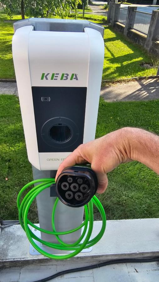 2Zi Apartment in Schloss Neuhaus mit Ladestation für Elektroautos - B&B