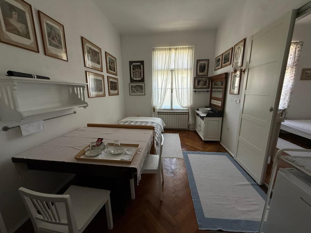 Habitación Doble Deluxe con ducha