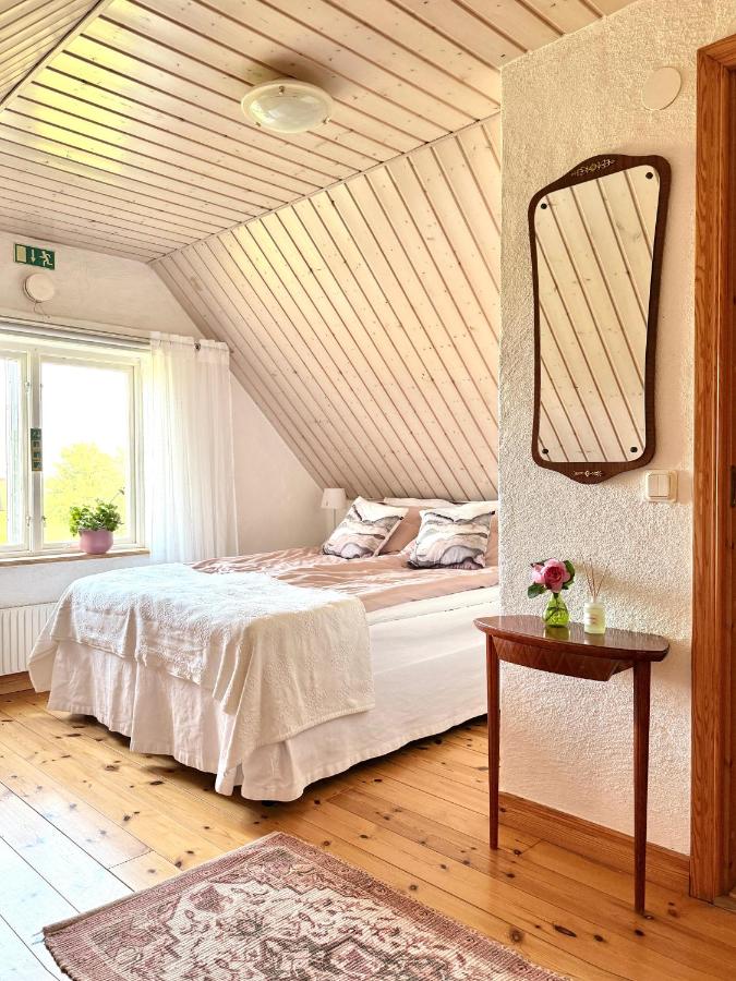 Driepersoonskamer met Eigen Badkamer