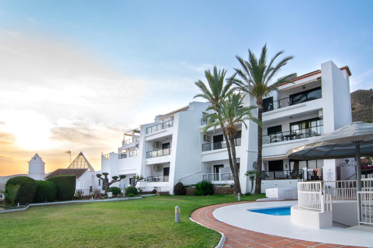 Apartamentos & SPA Torres de San Juan - Ferienwohnung Nerja