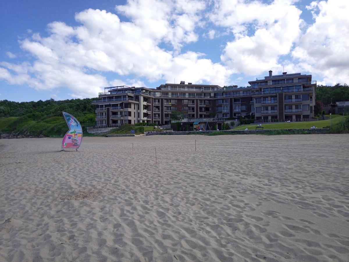 White Sand Lily Beach Apartment - B&B