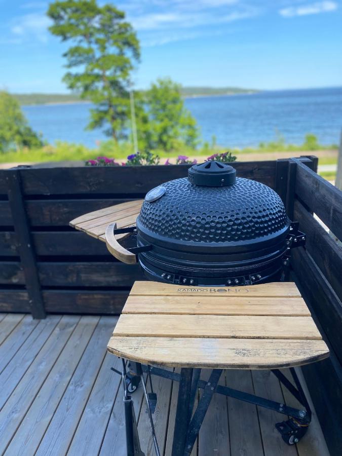 Sea view Holmestrand sauna and hot tube appartment - B&B