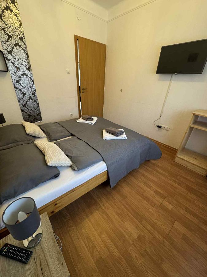 Four-Bedroom Apartment with Balcony