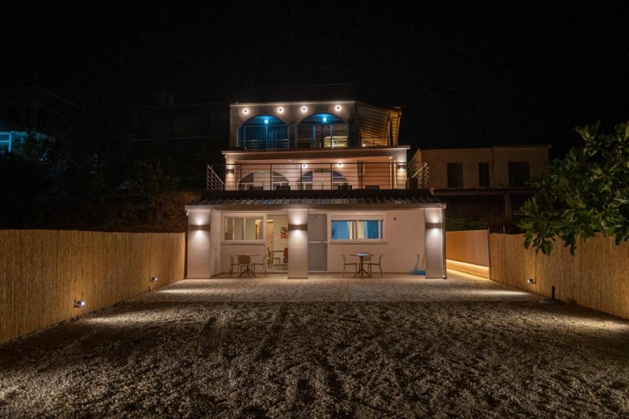 TSABAS BEACH SIDE APARTMENTS ΤΣΑΜΠΑΣ ΠΑΡΑΛΙΑΚΑ Διαμερίσματα 4 - B&B