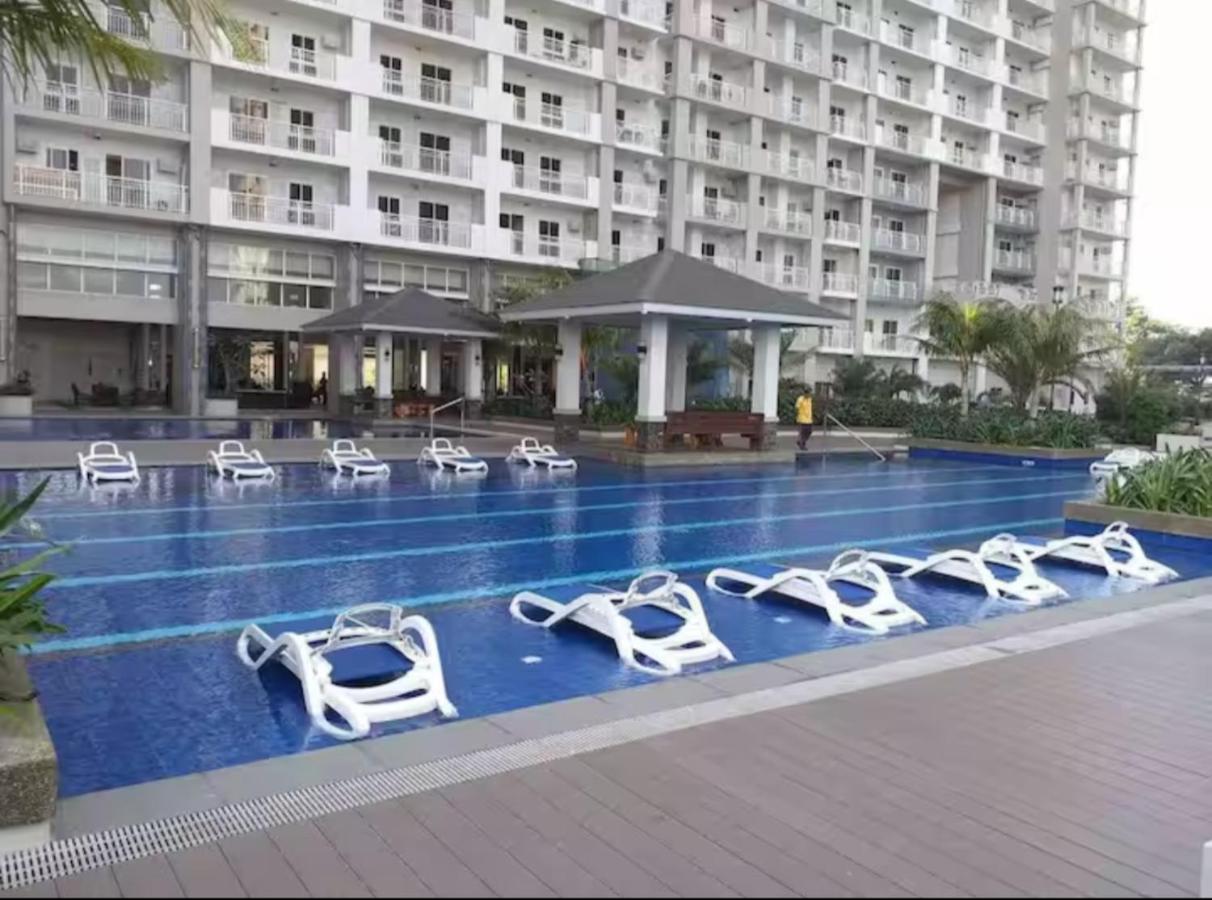 Lumiere Residences - B&B Manila