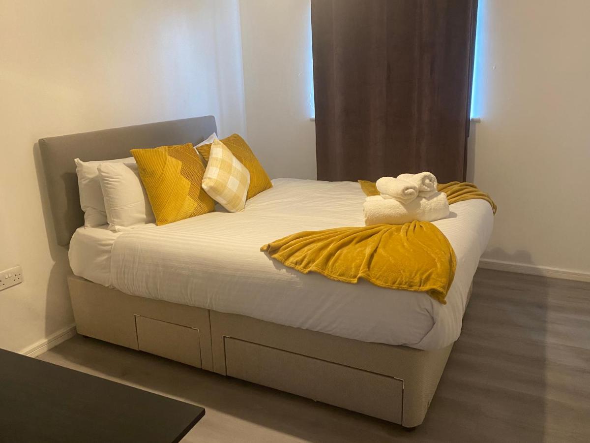 Stylish spacious 2 bed Apt Balcony Nr City Stadium - B&B Mánchester