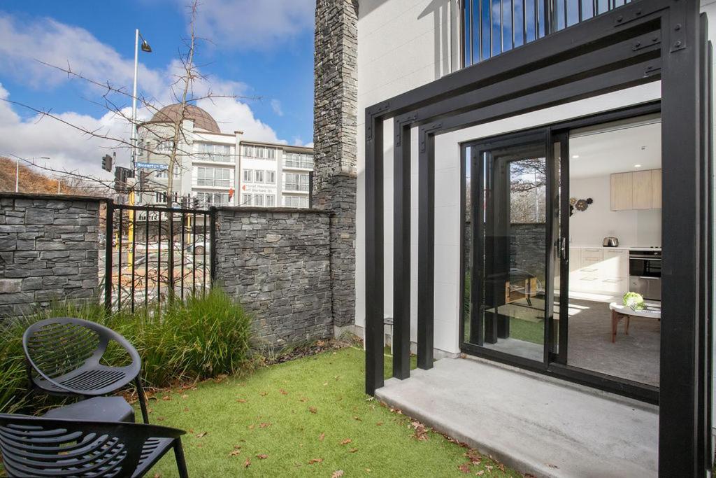 Brand New Opposite Hagley Park Close CBD Hospital - Bed and Breakfast Fendalton