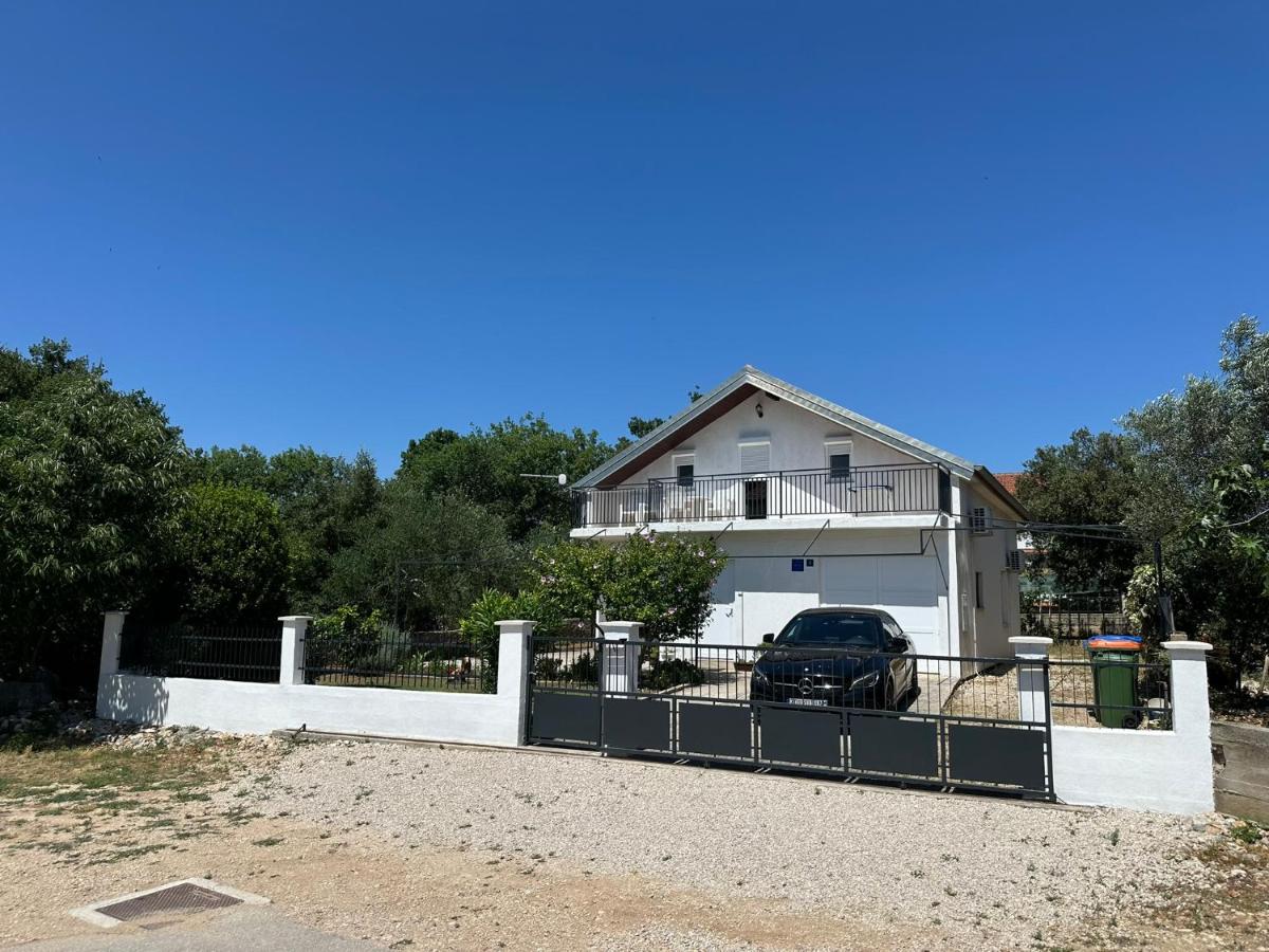 Sailhouse Apartments - B&B