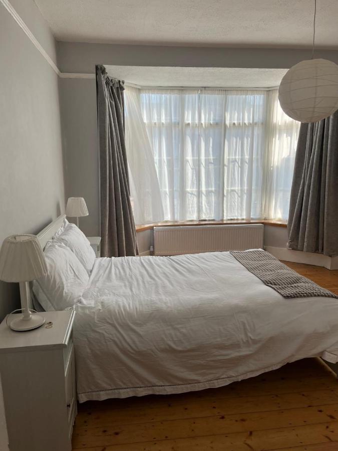 Historic House in Sandyford Village - B&B