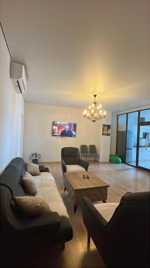 Elene's apartament - B&B Kobuleti