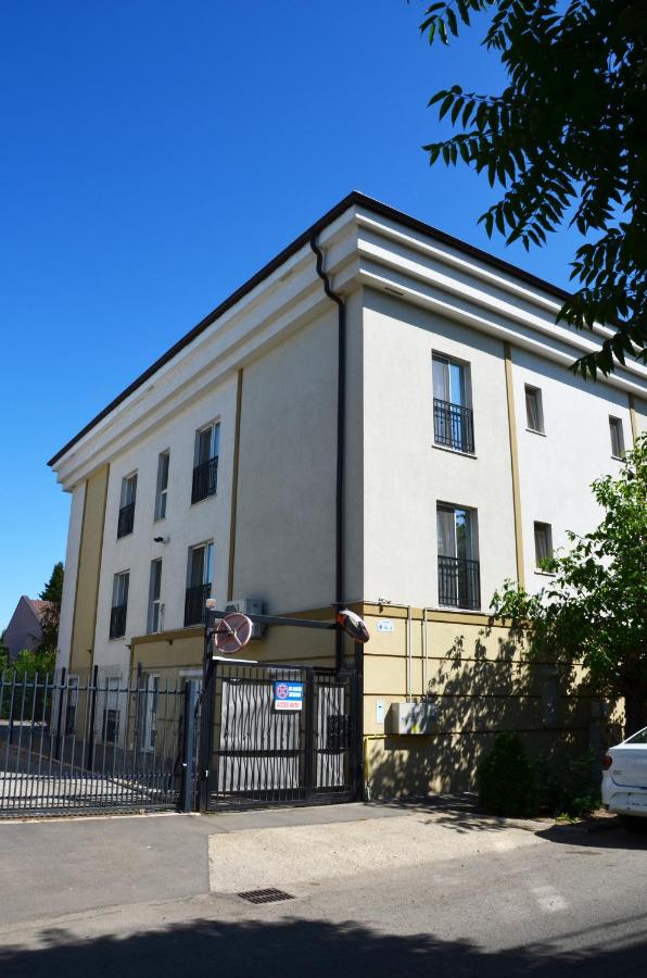 Esther Line Apartments - B&B