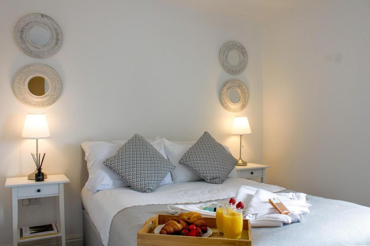 Walton by Holmesdale Homes - B&B