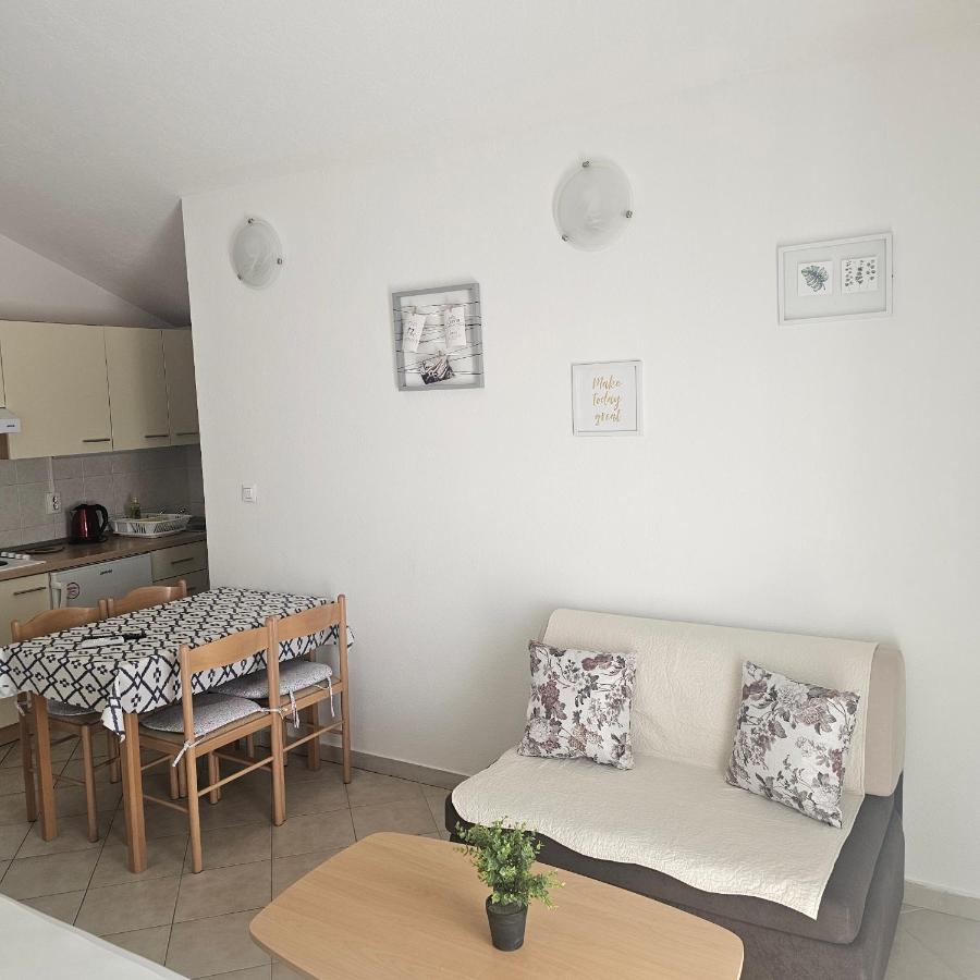 Apartment mit Meerblick