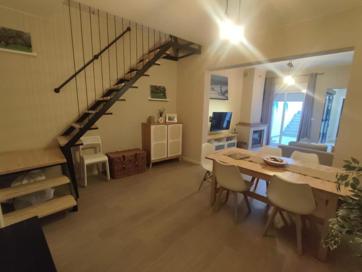 Encinas de la Plata - B&B Almadén de la Plata