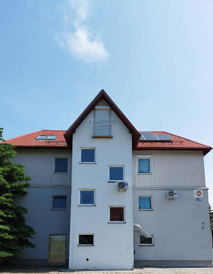Apartament Na Słonku - Bed and Breakfast Dzierzgoń