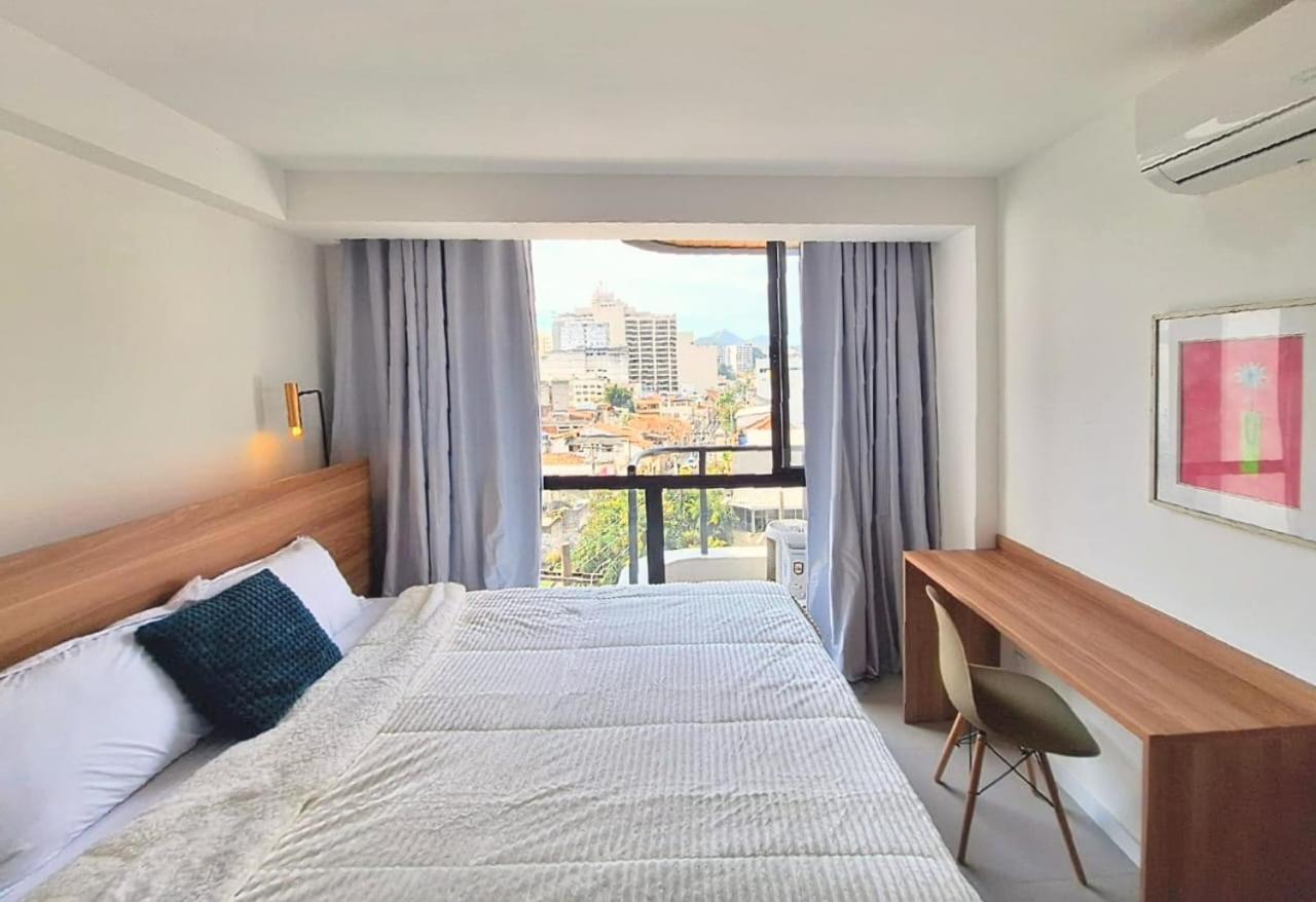 Loft ao lado do plaza - B&B