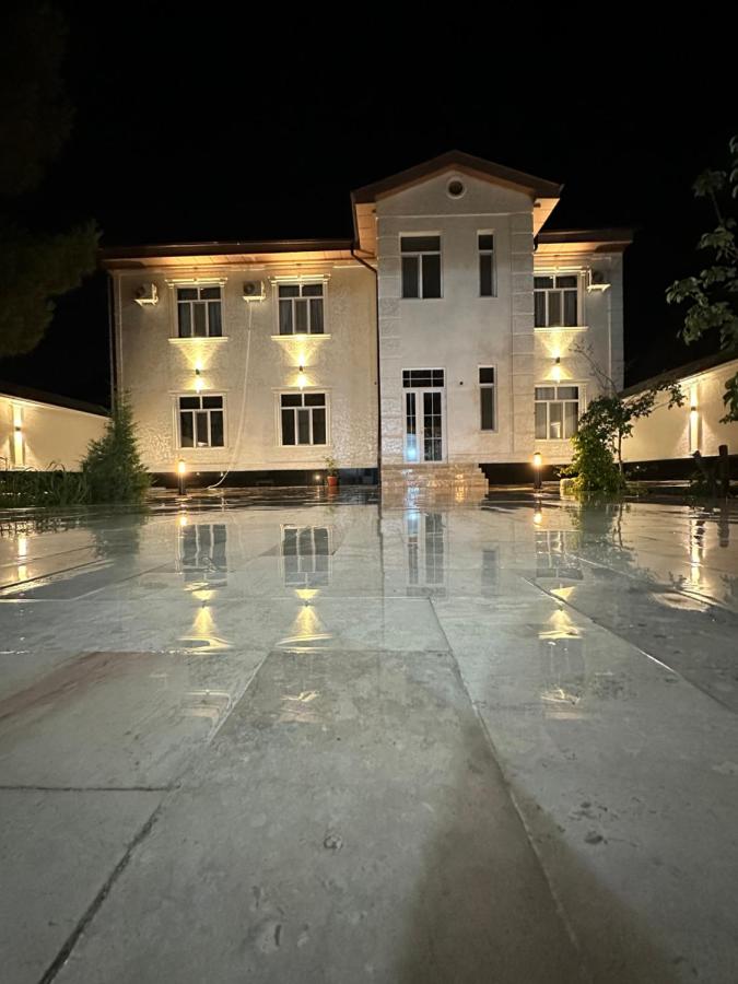 Firdavsiy Hotel - Ferienwohnung Buchara