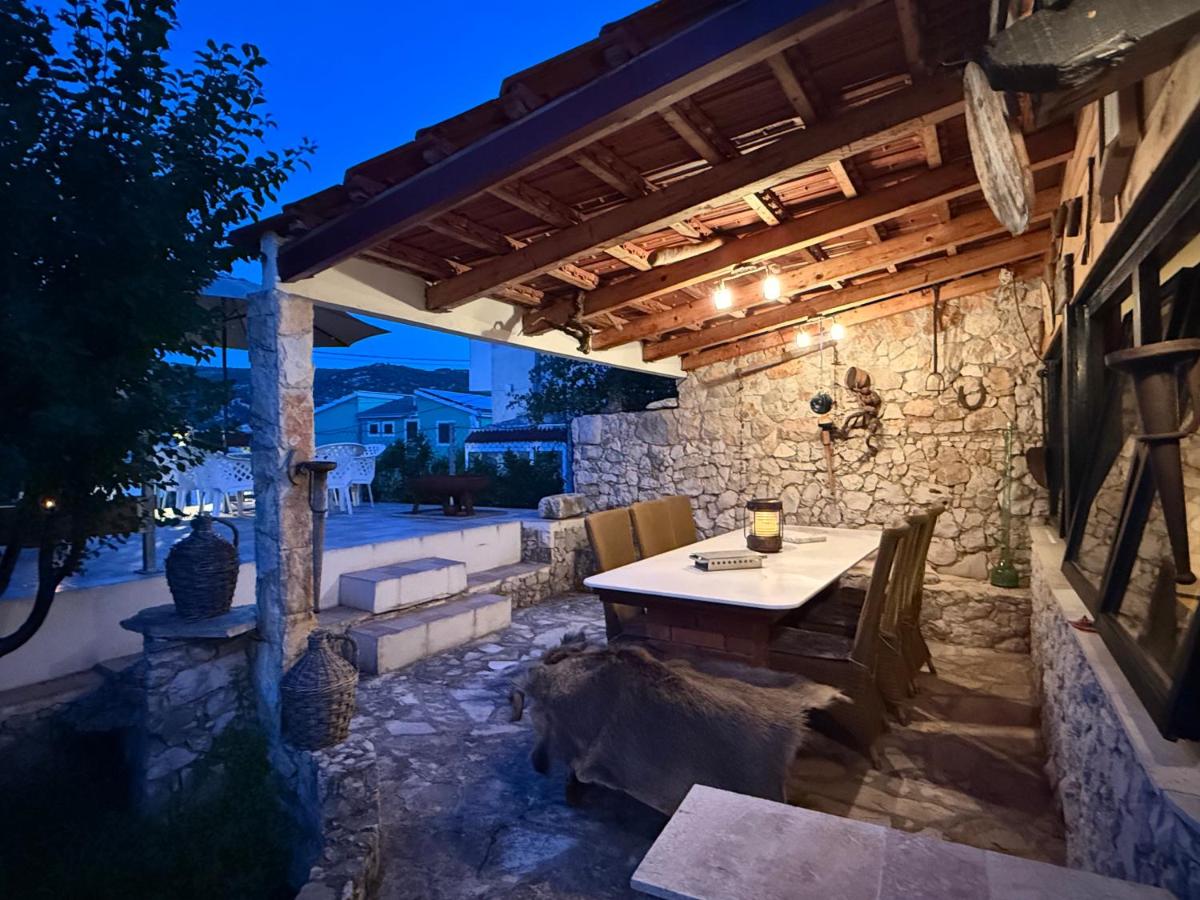 Apartments Benzia - Bed and Breakfast Marina