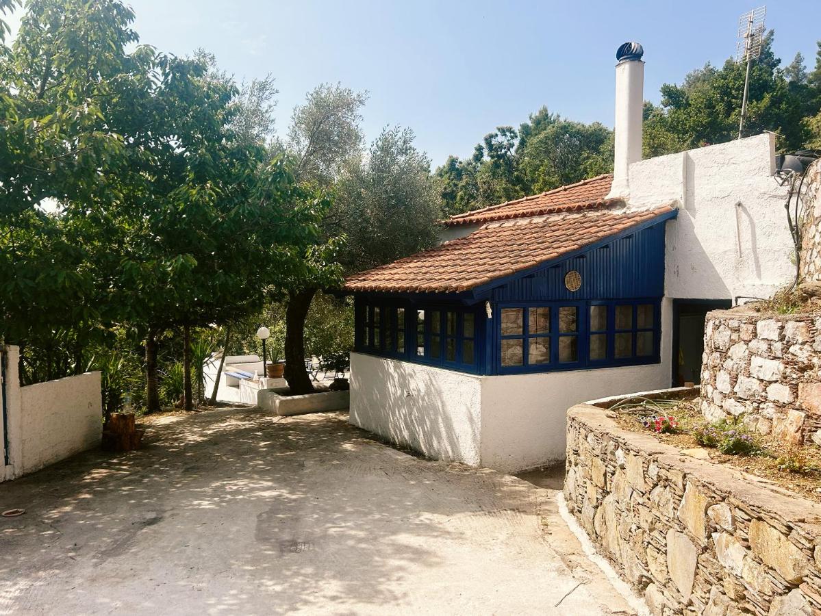 Lunara Forest Escape Pyrgos Skopelos - B&B
