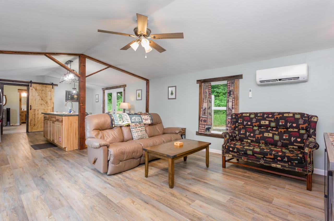 Grey Pines at Hocking Vacations - B&B