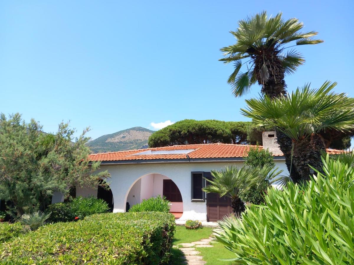 Villa Fronte Spiaggia