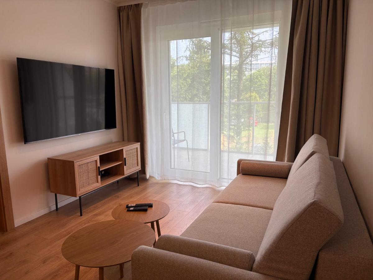 Apartamenty Polanowscy część uzdrowiskowa przy ul Kołłątaja 7 Apartament 108 - B&B Kołobrzeg