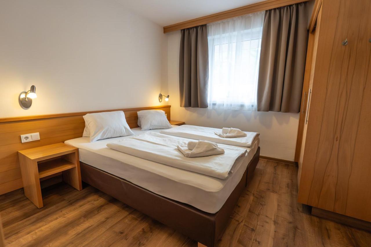 Apartamento de 2 dormitorios con terraza