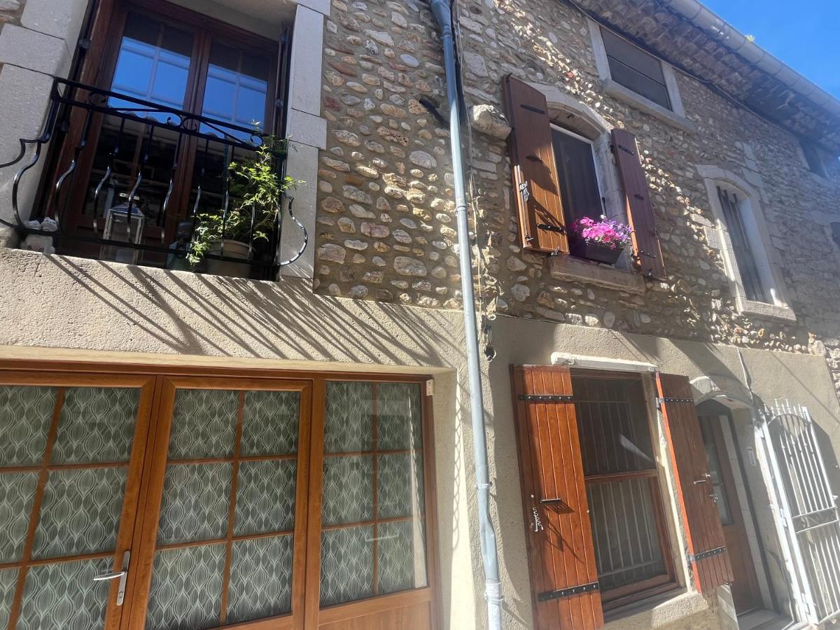 la maison d oscar - Bed and Breakfast Tulette