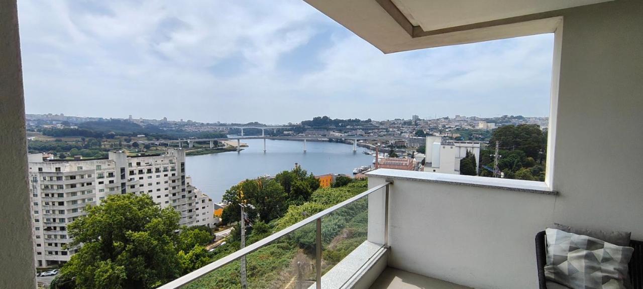 Appartamento con Vista e Balcone