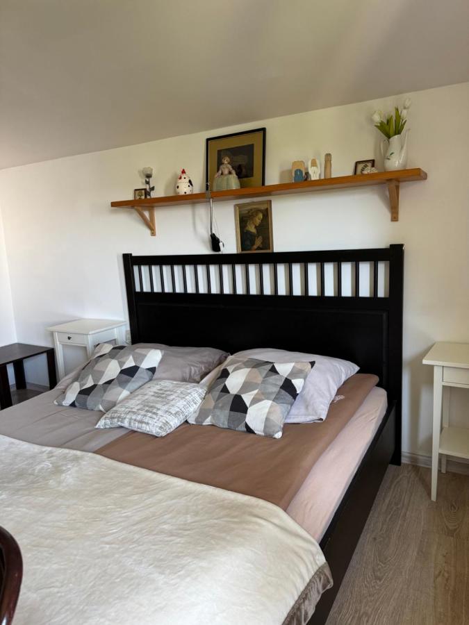Dreibettzimmer