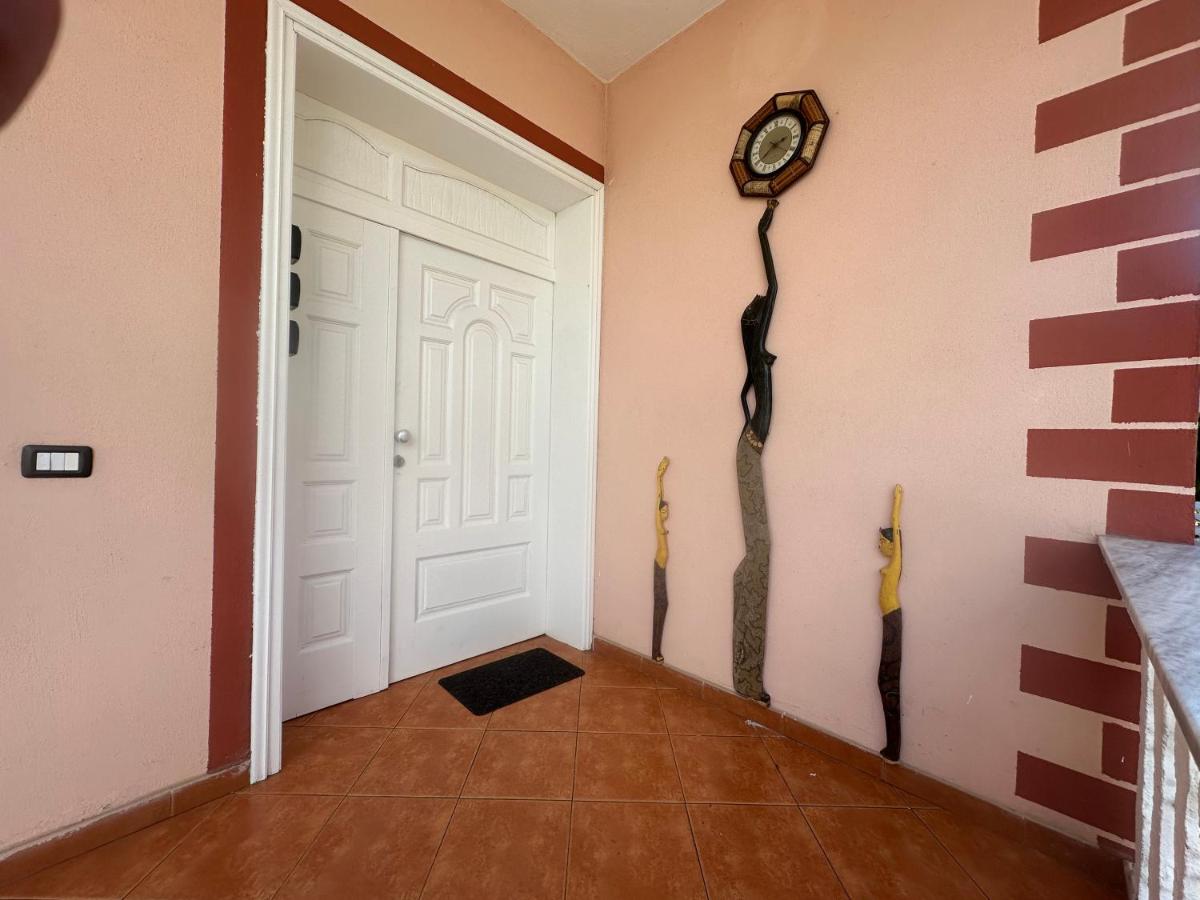 THE DOMI Apartments - B&B Durrës
