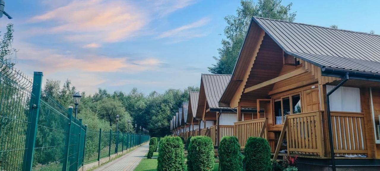 Zielone Wzgórza - Domki i pokoje B&B - Centrum Soliny - SPA